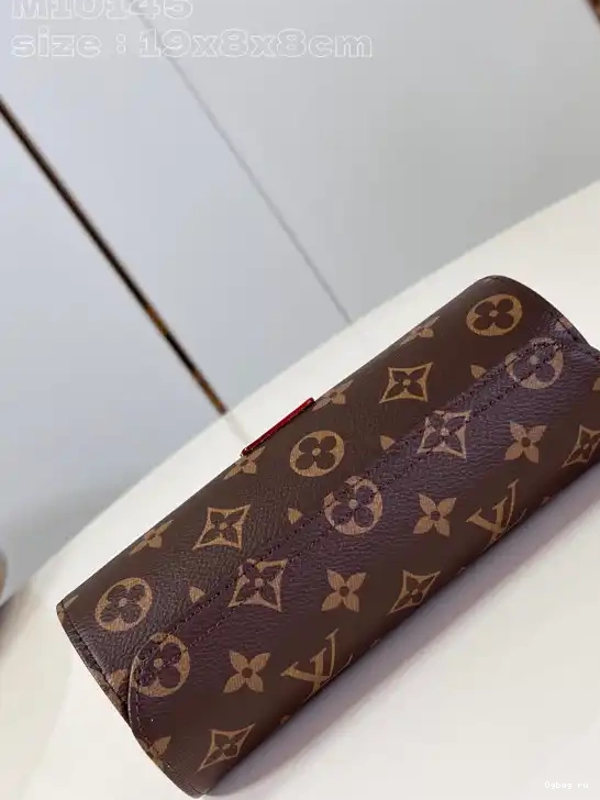 Case LOUIS VUITTON Jewelry 0527